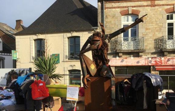 Vide grenier châteaubourg 2018